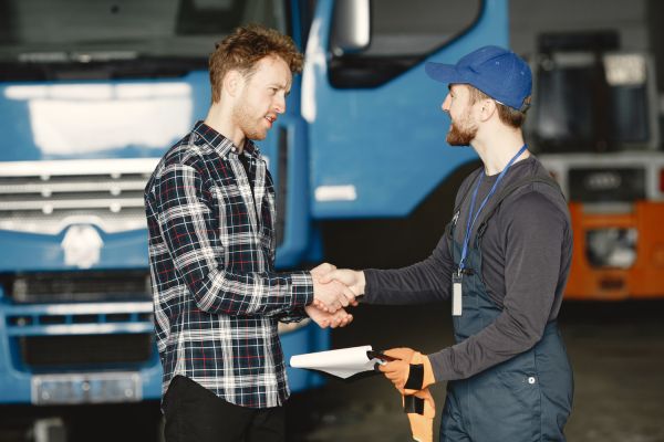 Comment réussir la location de bus avec chauffeur pour votre événement