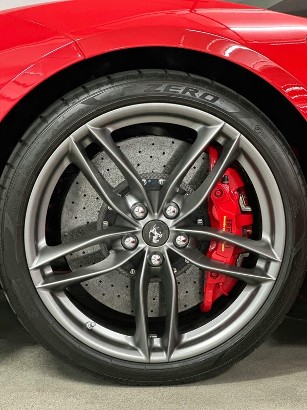 Découvrez les avantages des pneus pirelli pour votre véhicule